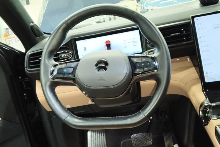 Used Nio ES8 2020 580 km Range Signature Edition Six-Seater Version Steering Wheel