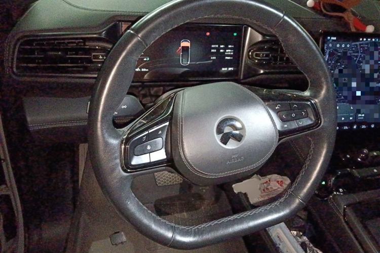 Used Nio ES8 2020 450 km Range 6-Seater Version Steering Wheel