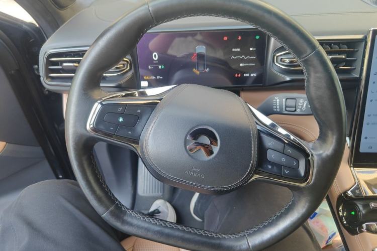 Used Nio ES8 2020 415 km Signature Edition 6-Seater Version Steering Wheel