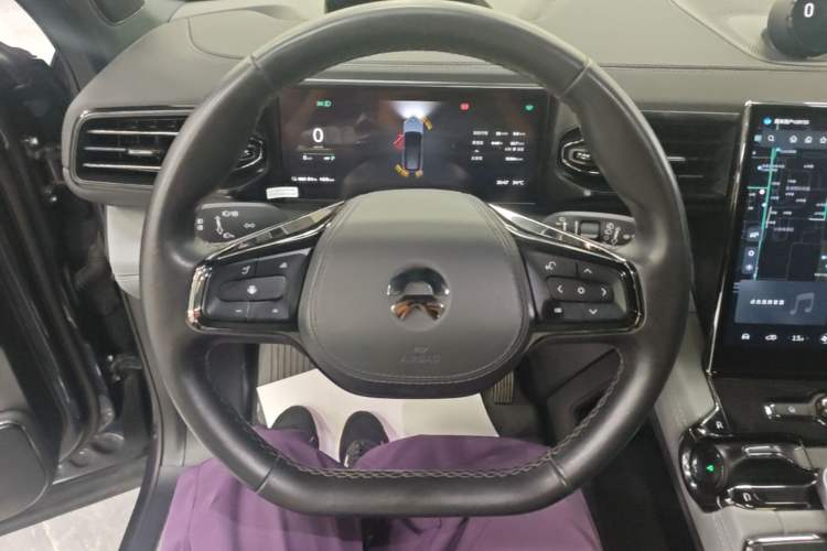 Used Nio ES8 2020 580 km Range Six-Seater Version Steering Wheel