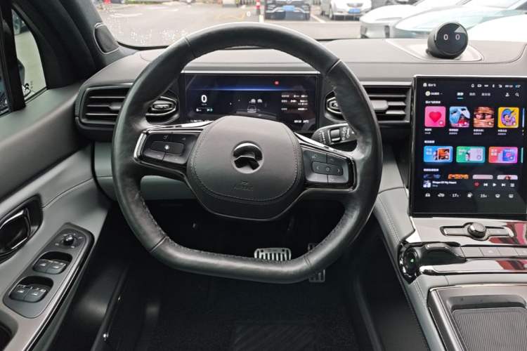 Used Nio ES8 2020 580 km Range Six-Seater Version Steering Wheel