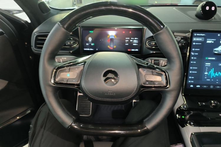 Used Nio ES8 2020 415 km Signature Edition 6-Seater Version Steering Wheel