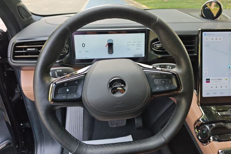 Used Nio ES8 2020 415 km Signature Edition 6-Seater Version Steering Wheel