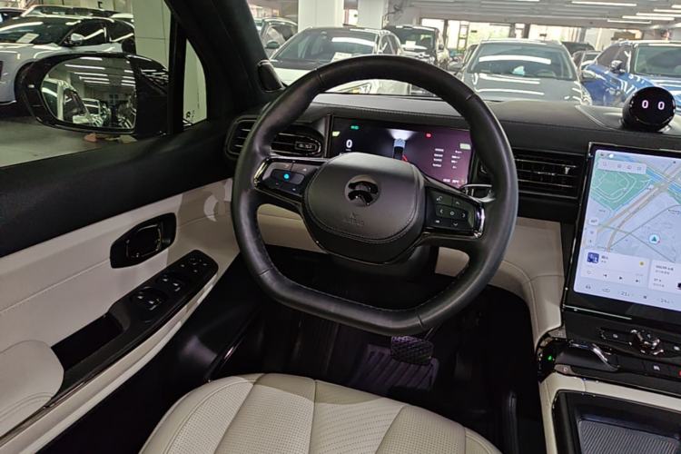 Used Nio ES8 2020 415 km Signature Edition 6-Seater Version Steering Wheel