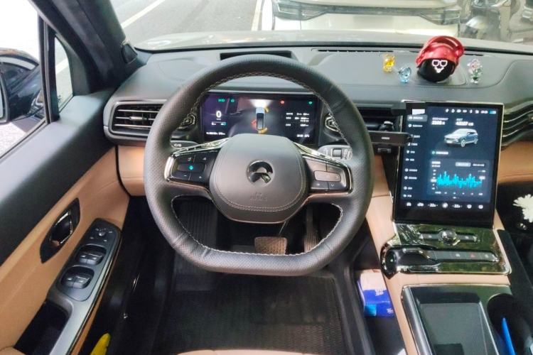 Used Nio ES8 2020 415 KM Signature Edition 7-Seater Version Steering Wheel