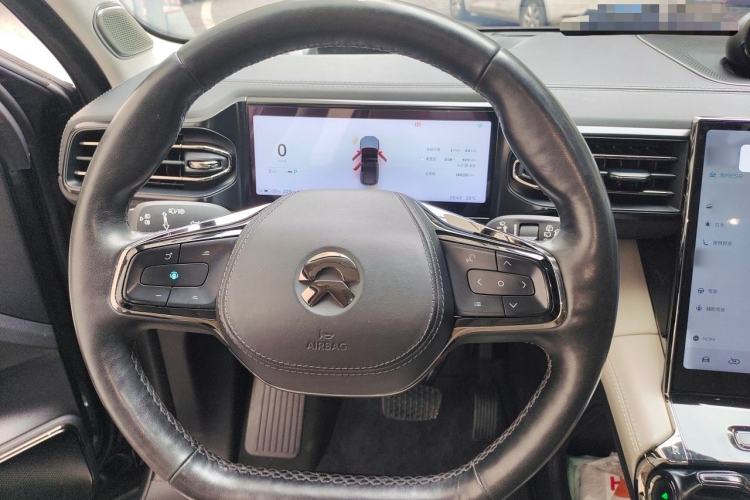 Used Nio ES8 2020 415 km Signature Edition 6-Seater Version Steering Wheel
