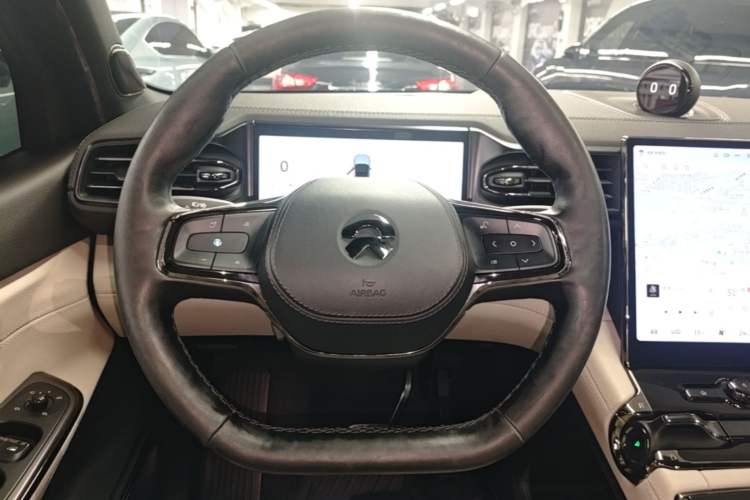 Used Nio ES8 2020 580 km Range Six-Seater Version Steering Wheel