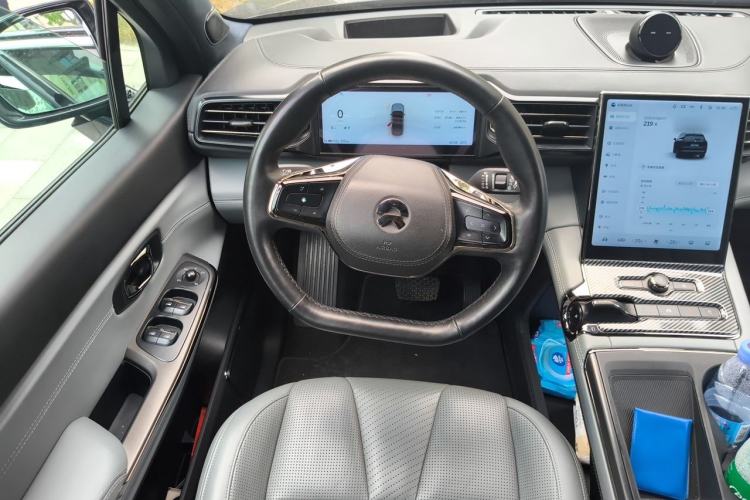 Used Nio ES8 2020 415 km Signature Edition 6-Seater Version Steering Wheel