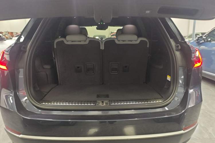Used Nio ES8 2020 580 km Range Six-Seater Version Trunk