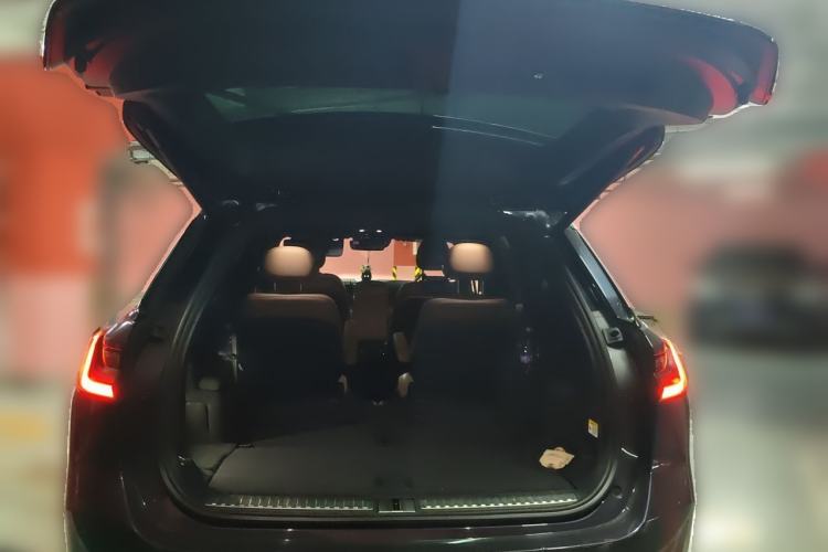 Used Nio ES8 2020 580 km Range Six-Seater Version Trunk