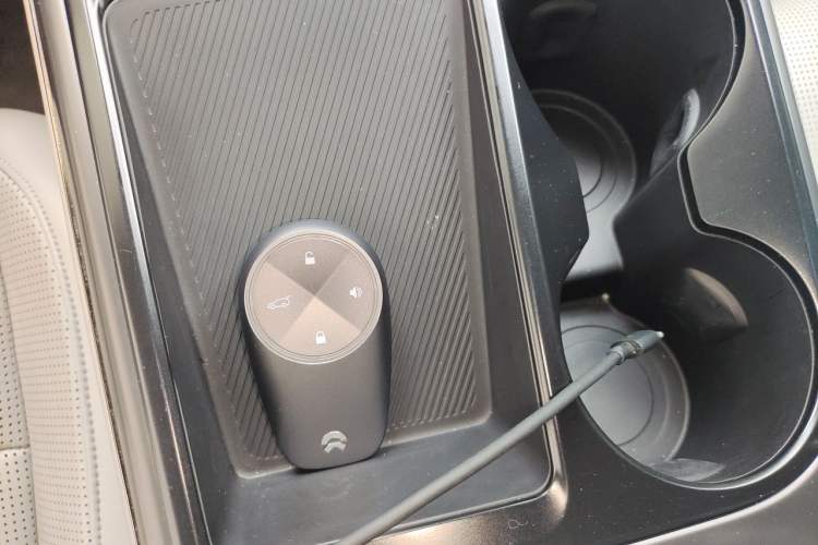 Used Nio ES8 2020 415 km Signature Edition 6-Seater Version Vehicle Key