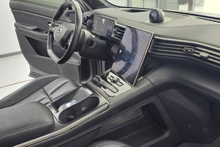 Used Nio ES8 2020 415 km Signature Edition 6-Seater Version Audio And AC Panel