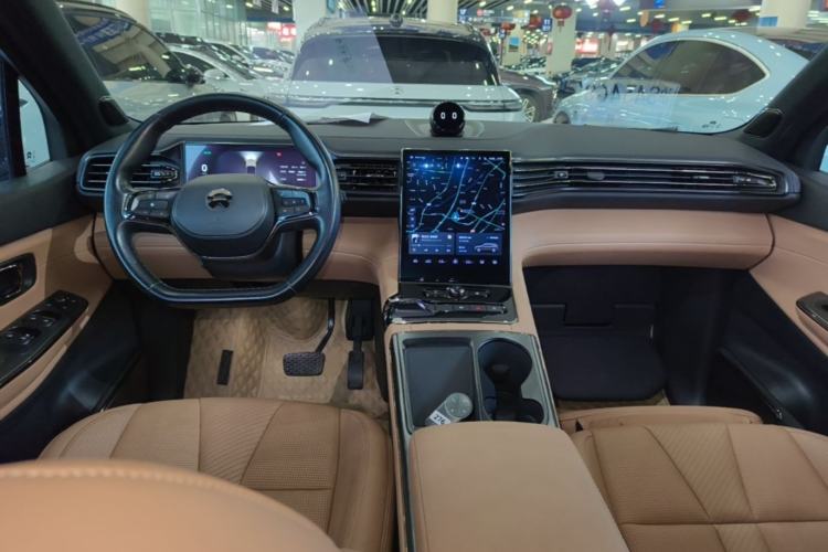 Used Nio ES8 2020 580 km Range Six-Seater Version Center Console