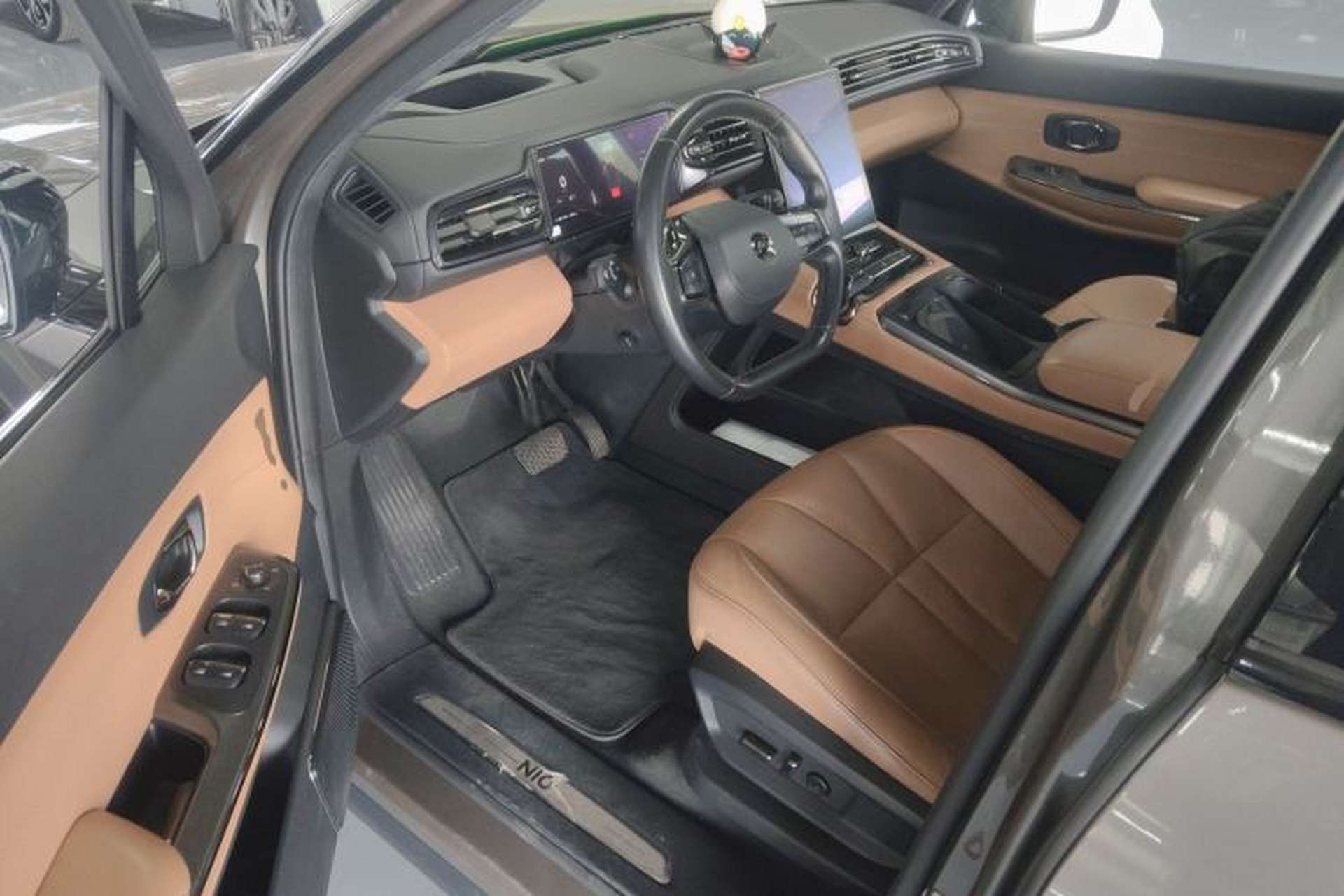 Used Nio ES8 2020 450 km Range 6-Seater Version Driver Seat