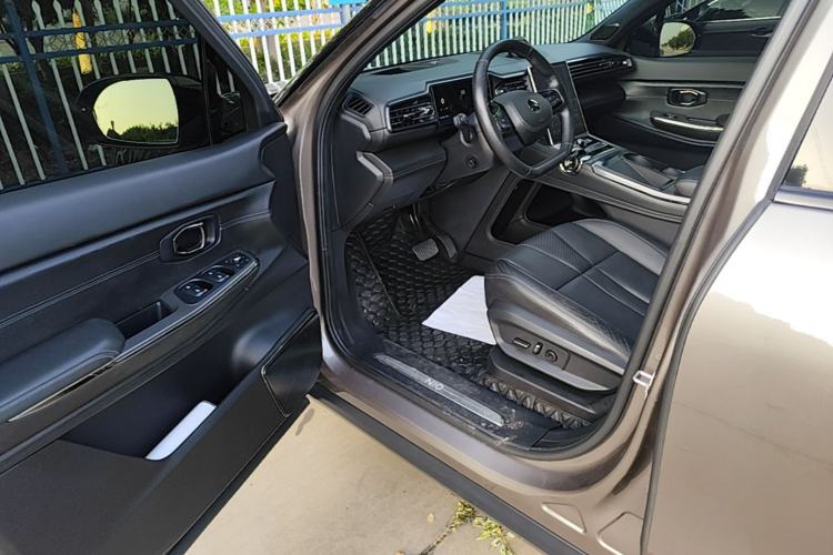 Used Nio ES8 2020 415 km Range 7-Seater Version Driver Seat