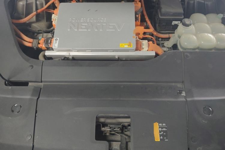 Used Nio ES8 2020 450 km Range 6-Seater Version Engine Bay