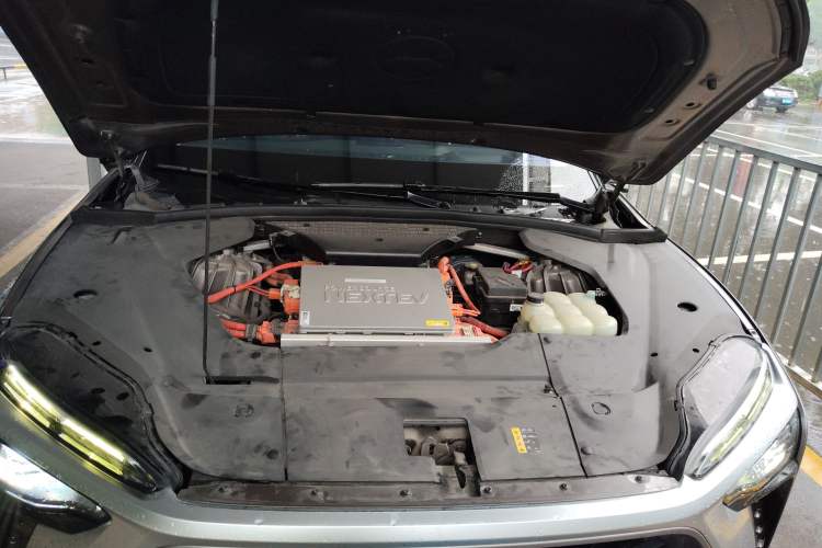 Used Nio ES8 2020 415 km Range 6-Seater Version Engine Bay