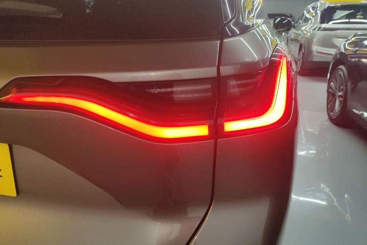 Used Nio ES8 2020 415 km Range 7-Seater Version Exterior 3
