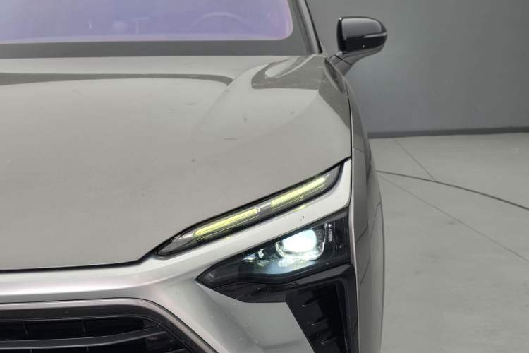 Used Nio ES8 2020 415 km Signature Edition 6-Seater Version Exterior 8
