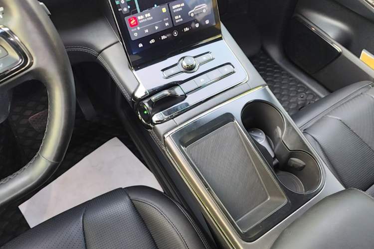 Used Nio ES8 2020 415 km Range 7-Seater Version Gear Lever