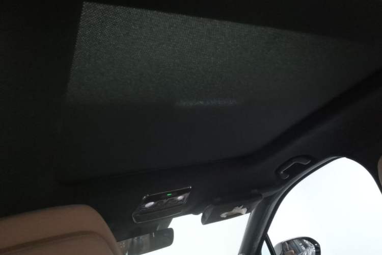 Used Nio ES8 2020 580 km Range Six-Seater Version Headliner