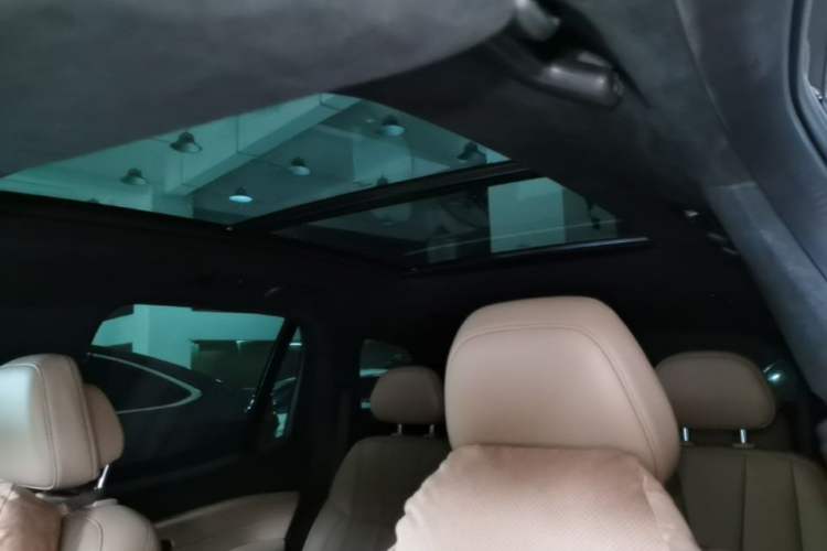 Used Nio ES8 2020 415 km Signature Edition 6-Seater Version Headliner