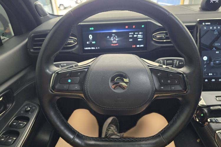 Used Nio ES8 2020 415 km Signature Edition 6-Seater Version Interior 8
