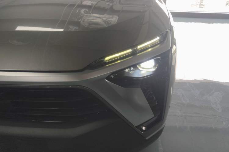 Used Nio ES8 2020 450 km Range 6-Seater Version Left Front Headlight