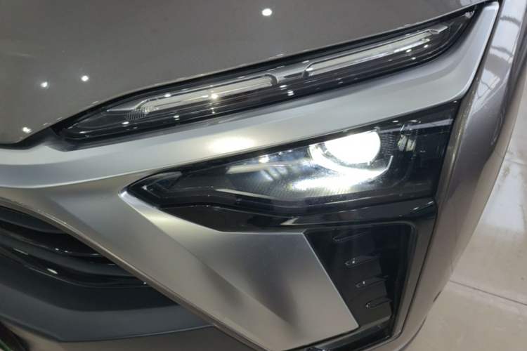 Used Nio ES8 2020 580 km Range Six-Seater Version Left Front Headlight