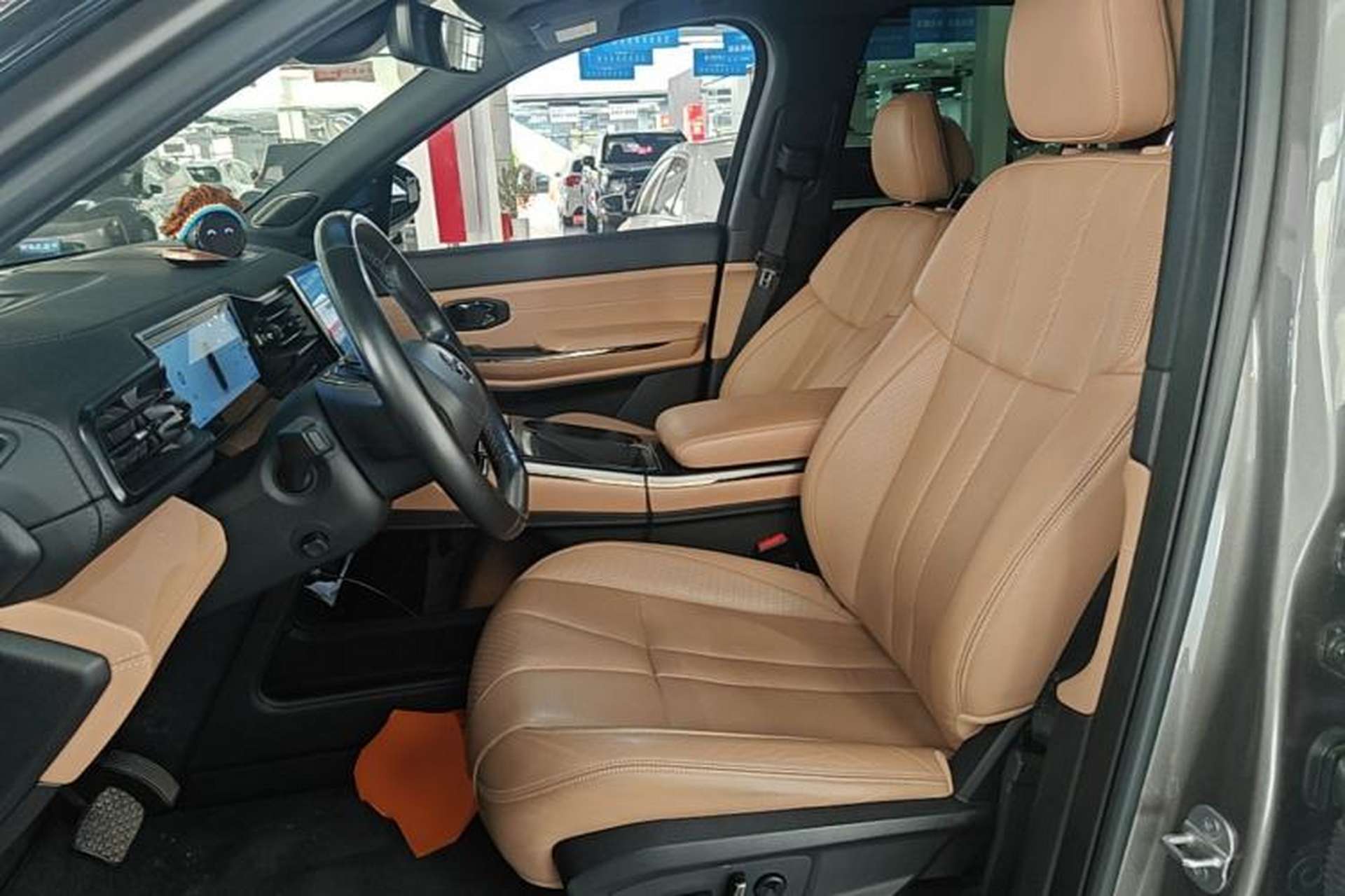 Used Nio ES8 2020 580 km Range 7-Seater Version Left Front Seat
