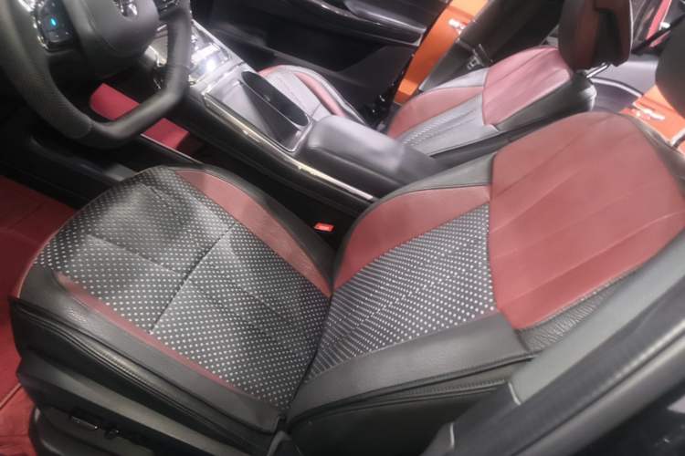 Used Nio ES8 2020 415 km Range 6-Seater Version Left Front Seat