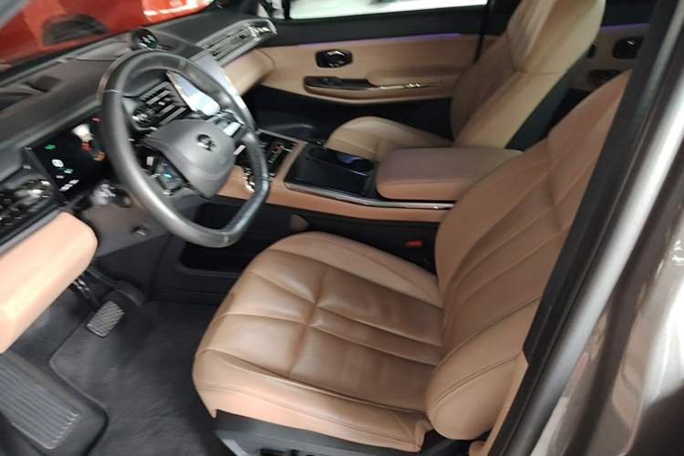 Used Nio ES8 2020 580 km Range Six-Seater Version Left Front Seat