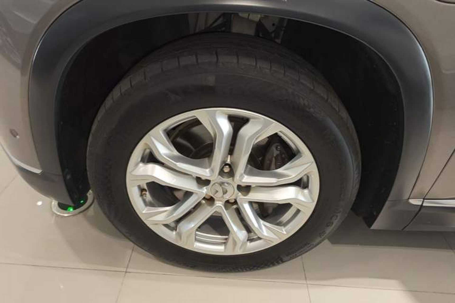 Used Nio ES8 2020 580 km Range Six-Seater Version Left Front Wheel Hub
