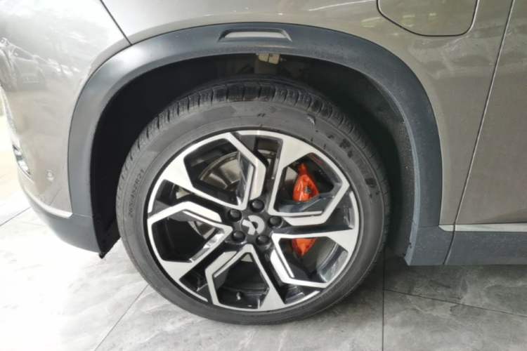 Used Nio ES8 2020 415 km Signature Edition 6-Seater Version Left Front Wheel Hub