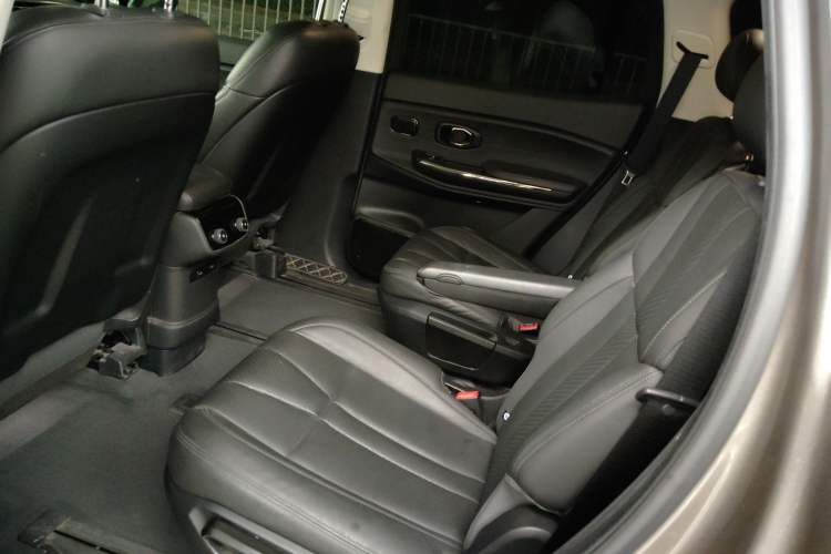 Used Nio ES8 2020 415 km Range 6-Seater Version Left Rear Seat