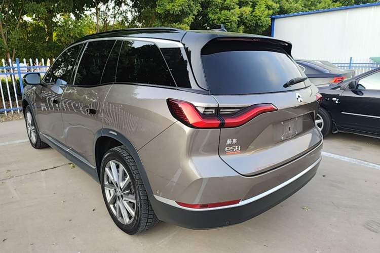 Used Nio ES8 2020 415 km Range 7-Seater Version Rear Left 45 Deg