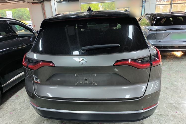Used Nio ES8 2020 415 km Range 7-Seater Version Rear
