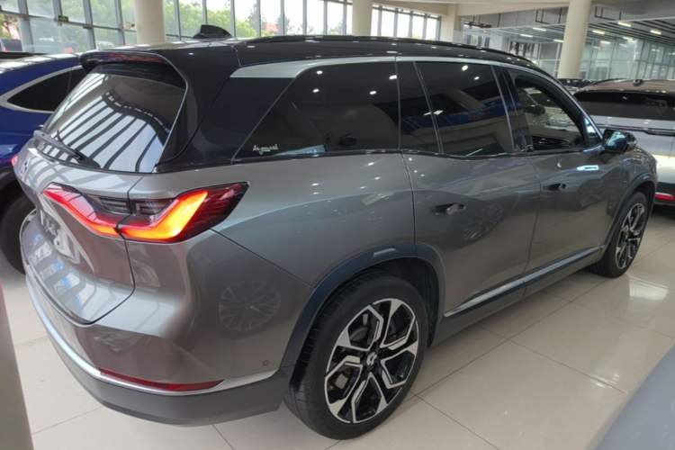 Used Nio ES8 2020 580 km Range Six-Seater Version Rear Right 45 Deg