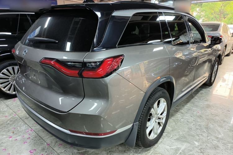 Used Nio ES8 2020 415 km Range 7-Seater Version Rear Right 45 Deg