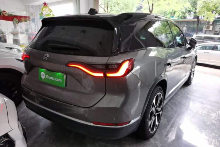 Used Nio ES8 2020 415 km Signature Edition 6-Seater Version Rear Right 45 Deg