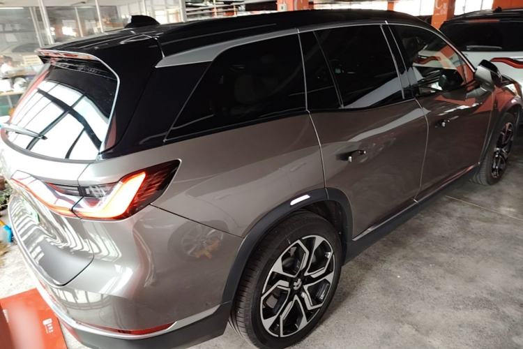 Used Nio ES8 2020 580 km Range Six-Seater Version Rear Right 45 Deg