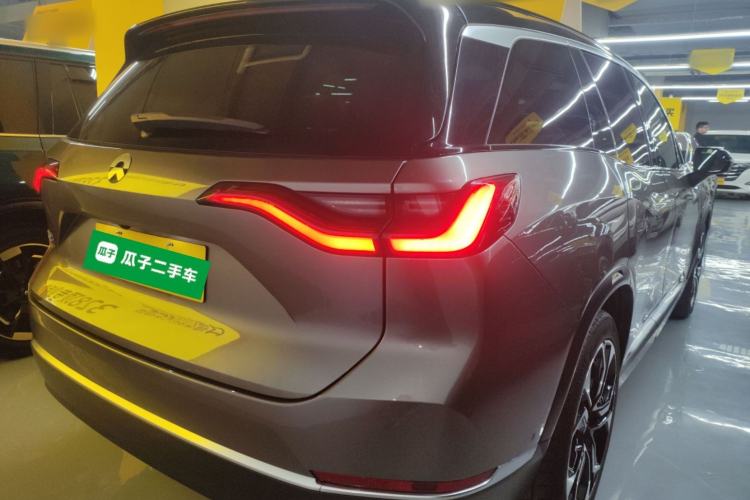 Used Nio ES8 2020 415 km Range 7-Seater Version Rear Right 45 Deg