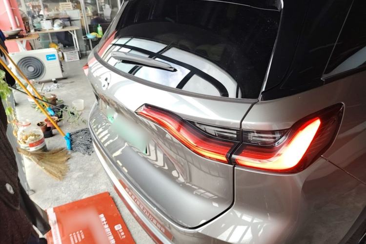 Used Nio ES8 2020 580 km Range Six-Seater Version Rear