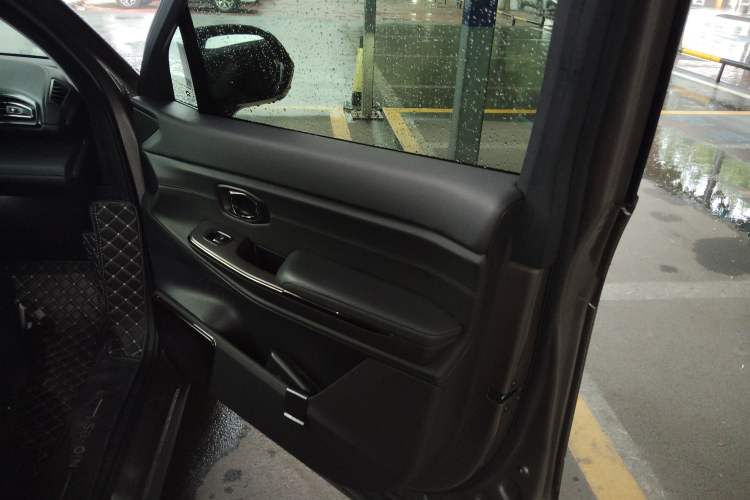 Used Nio ES8 2020 415 km Range 6-Seater Version Right Front Door Interior