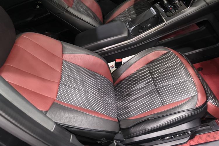 Used Nio ES8 2020 415 km Range 6-Seater Version Right Front Seat