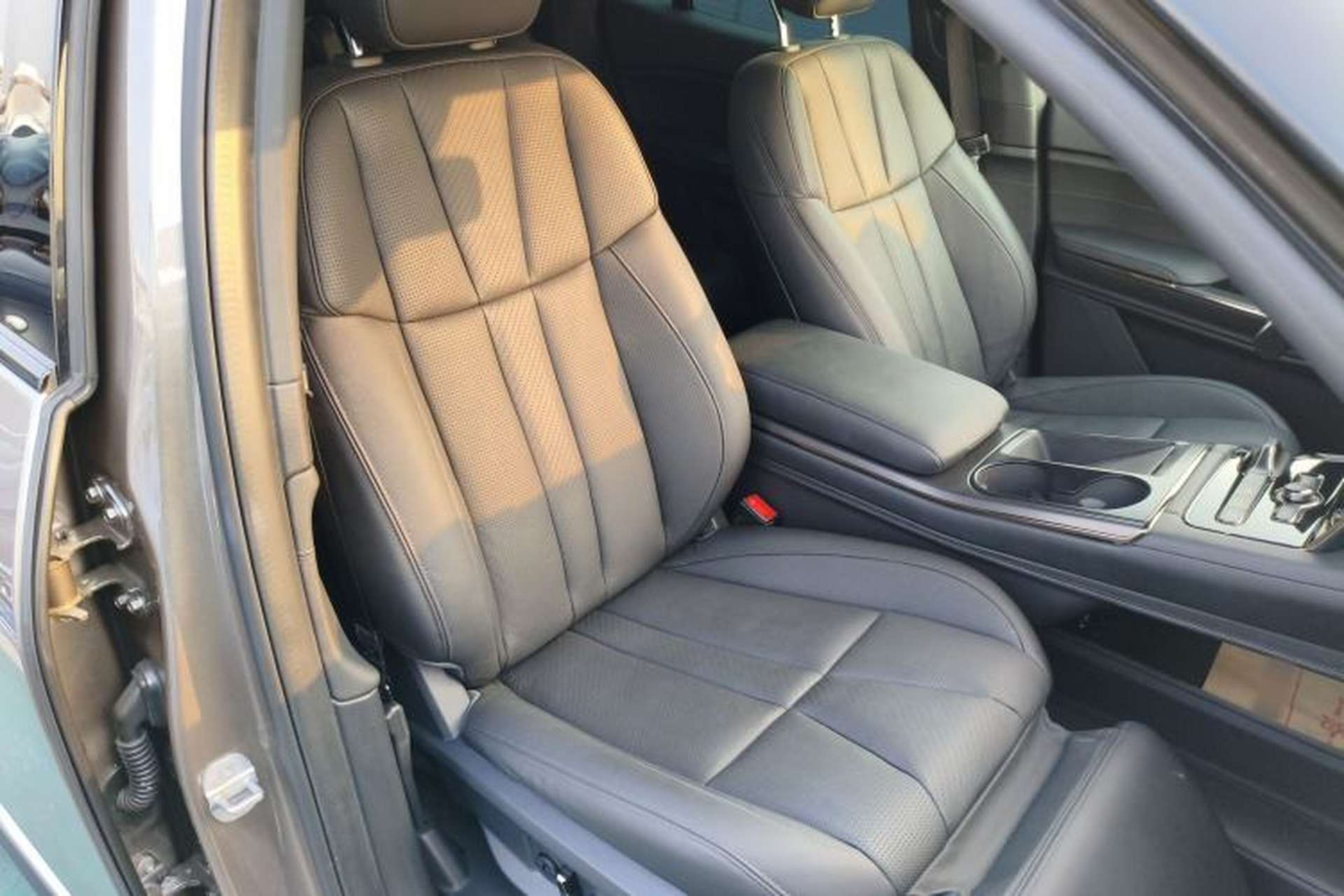 Used Nio ES8 2020 580 km Range Six-Seater Version Right Front Seat