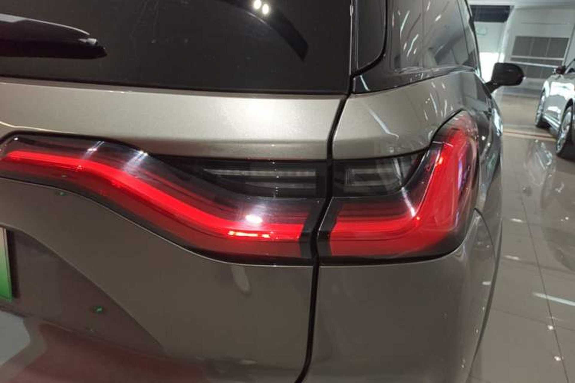 Used Nio ES8 2020 580 km Range Six-Seater Version Right Rear Taillight