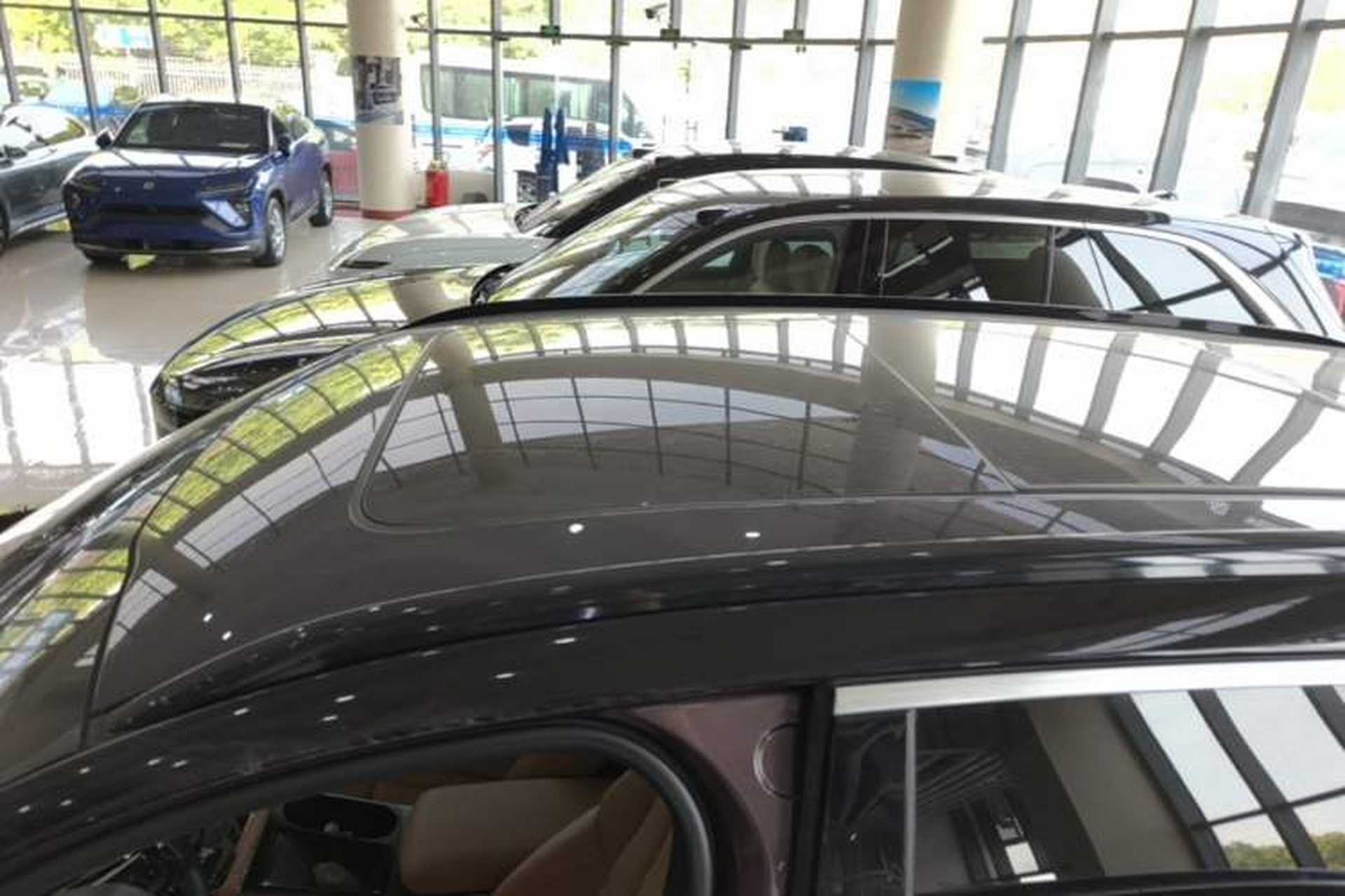 Used Nio ES8 2020 415 km Range 7-Seater Version Roof