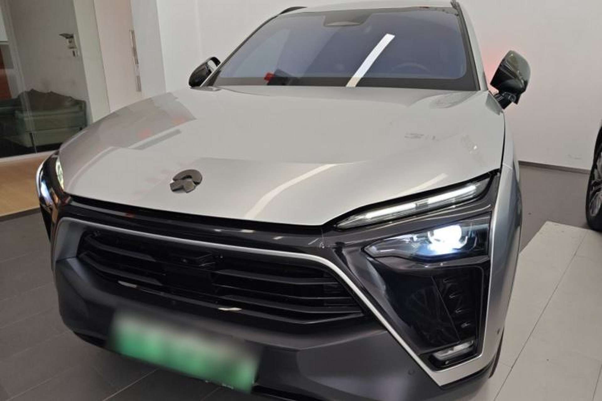 Used Nio ES8 2020 580 km Signature Edition 7-Seater Version Front