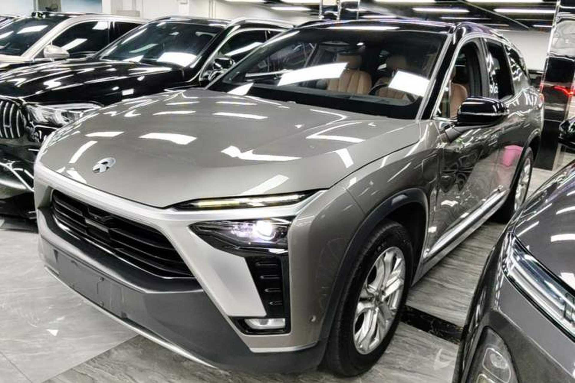 Used Nio ES8 2020 580 km Range Six-Seater Version Front Left 45 Deg